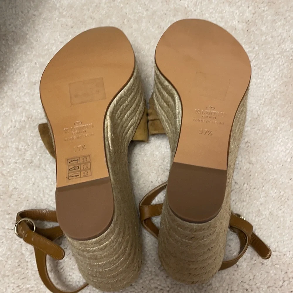 Valentino Garavani Tan Suede Bow Wedge Sandals